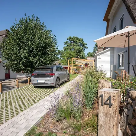 Sundevit Mit Kamin Und Sauna * Zirchow